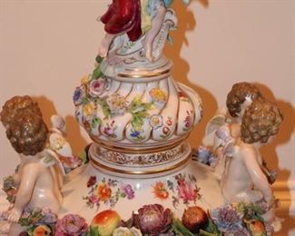 Detail Carl Thieme urn
