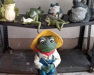 Outdoor Frog Decor