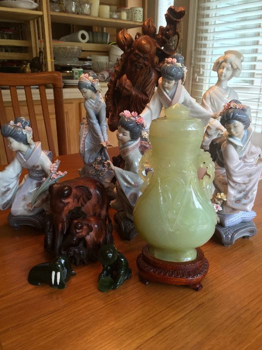 Lladro figurines, carved jade vase