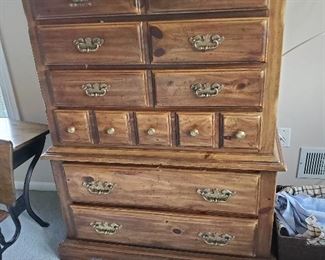Thomasville Tall Dresser 40" W x 20" D x 54.5" T