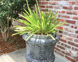 Yep...that planter is concrete 🙄🥵