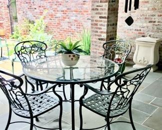 Ethan Allen patio table with four chairs