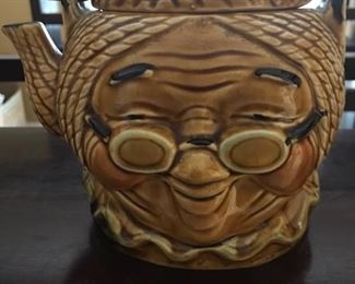 vintage Grandmother teapot--made in Japan