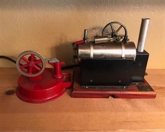 vintage 1950s toy steam engine (needs a belt)