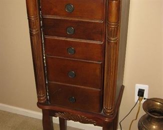jewelry chest