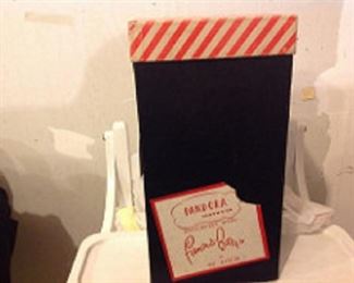 famous barr shoe box, gloves and hats, Vanity sets