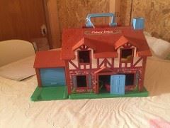 Fischer price home with accessories ,many Fischer prices toys