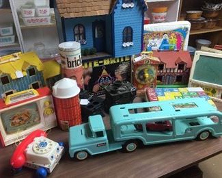 Lots of vintage toys