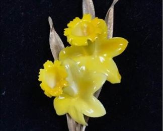 Cr012 Trifari Daffodil Brooch