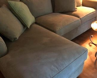 alternative angle of sectional sofa