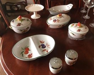 gorgeous china serving set English Royal Worchester