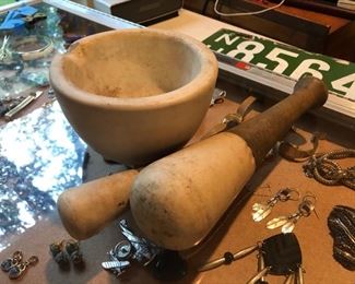 Antique mortar & pestle 