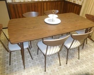 Perfect Mid Century Modern formica dining set