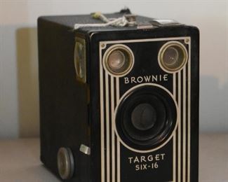 Brownie Target Six-16 Camera
