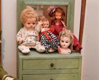 Vintage Collectible Dolls, Toy Doll Dresser