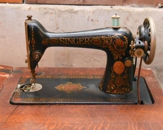 Antique Singer Sewing Machine with Work Table / Storage Cabinet