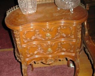 Sweet French table BUY IT NOW $ 145.00