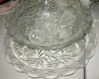 Huge punch bowl complete BUY IT NOW $ 50.00