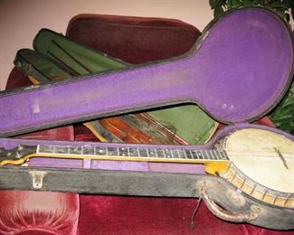 Vega tenor banjo with case 1920's
BUY IT NOW $ 1,200.00
