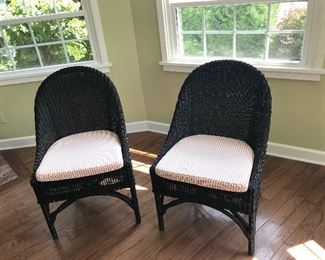Set of 6 POTTERY BARN Wicker Chairs w/Cushions