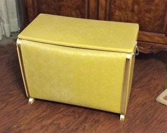 Vintage Hamper