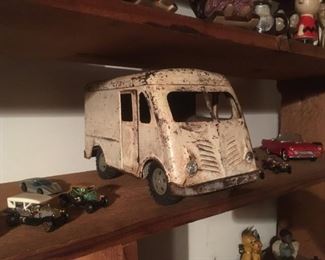 vintage Tonka Toy bus