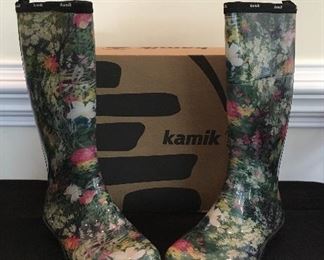 Kamik women's rain boots