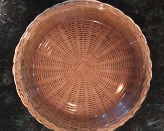 Vintage Pyrex #209 with wicker holder