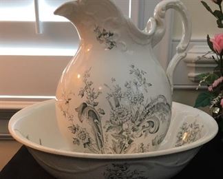 Wash pitcher and basin