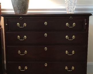 Vintage Henkel-Harris Bachelor's chest