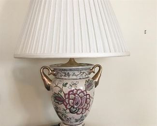 Asian vase lamp (pair)