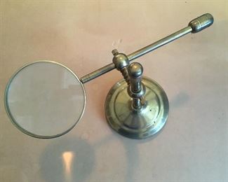 Vintage desk/jeweler magnifying glass