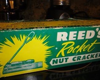 Reeds "Rocket" Nut cracker 