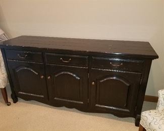 Large Cabinet w/ out hutch on top