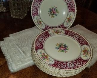 Set of Victoria Plates