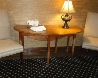Drop Leaf Table, 4 matching parsons chairs