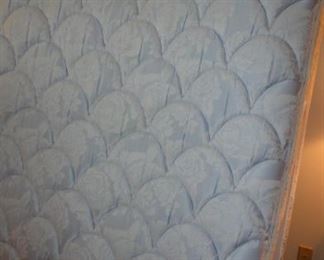 Queen Mattress set