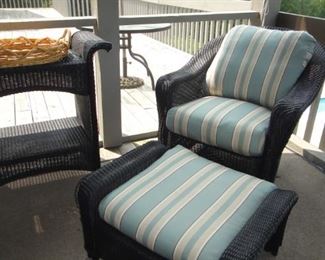 Outdoor wicker set