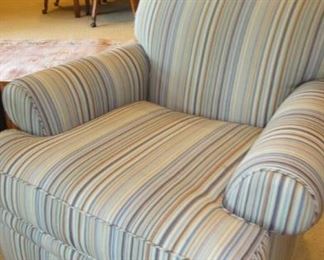 Kravet Furniture, Matching chairs