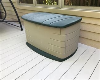 Deck Box