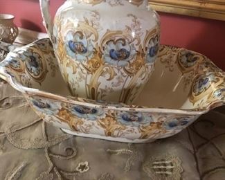 Victorian Demi Porcelain Wash Basin & Pitcher