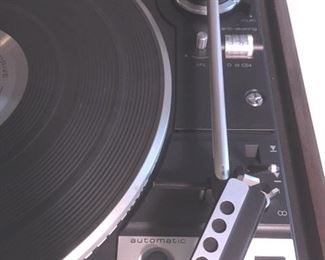 Detail of Dual Model 1249 turntable