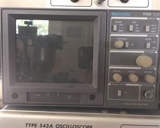 Vector scope by Tektronix, Model 1720