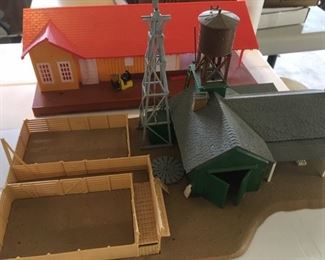 Assembled buildings in HO Scale by Athearn & Tyco