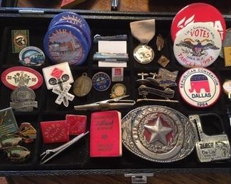 Assorted small collectibles
