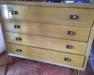 MCM 4-drawer dresser