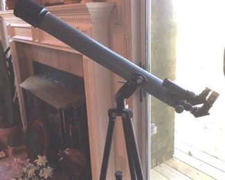 1980s F=700mm, D=60mm telescope on tripod, Model 2552 by Scope Instrument Co., with box