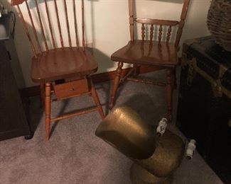 Maple wood
Chairs 