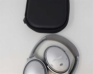 200:
Bose QuietComfort II wireless headphones with case
Hear the world on your terms with this nice pair pair of Bose QuietComfort 35 II wireless noise-canceling headphones with volume-optimized audio performance, includes case. Very nice!
F2