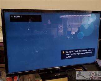 400:
55" Sony Bravia Dynamic Edge backlit TV with removable stand
This is a Sony BRAVIA 55-Inch Dynamic Edge LED-backlit HDTV with full 1080p resolution, 240 Hz 3D-Ready, LCD digital color. Removeable stand. Model #KDL-55HX800 (2011)